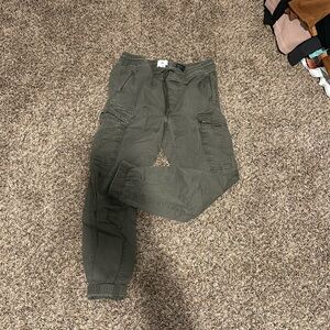 Green cargo pants
